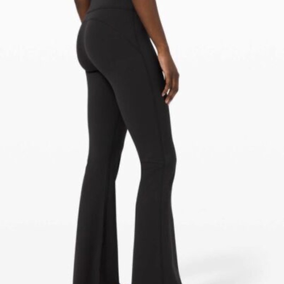 New Lululemon Groove Super-High-Rise Flared Pant Nulu Black Size 4 SHR Yoga Pant - Picture 2 of 6